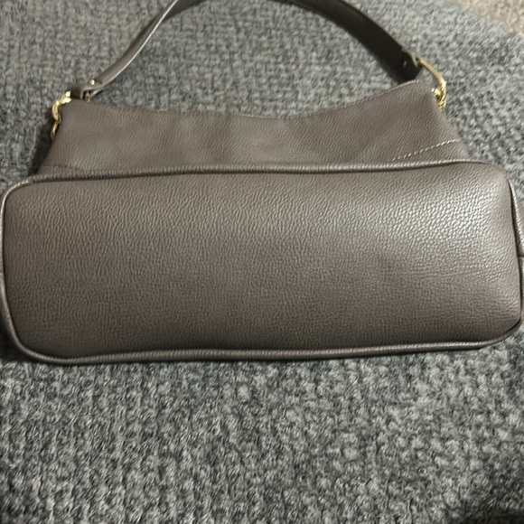 Tommy Hilfiger Purse - Picture 5 of 5